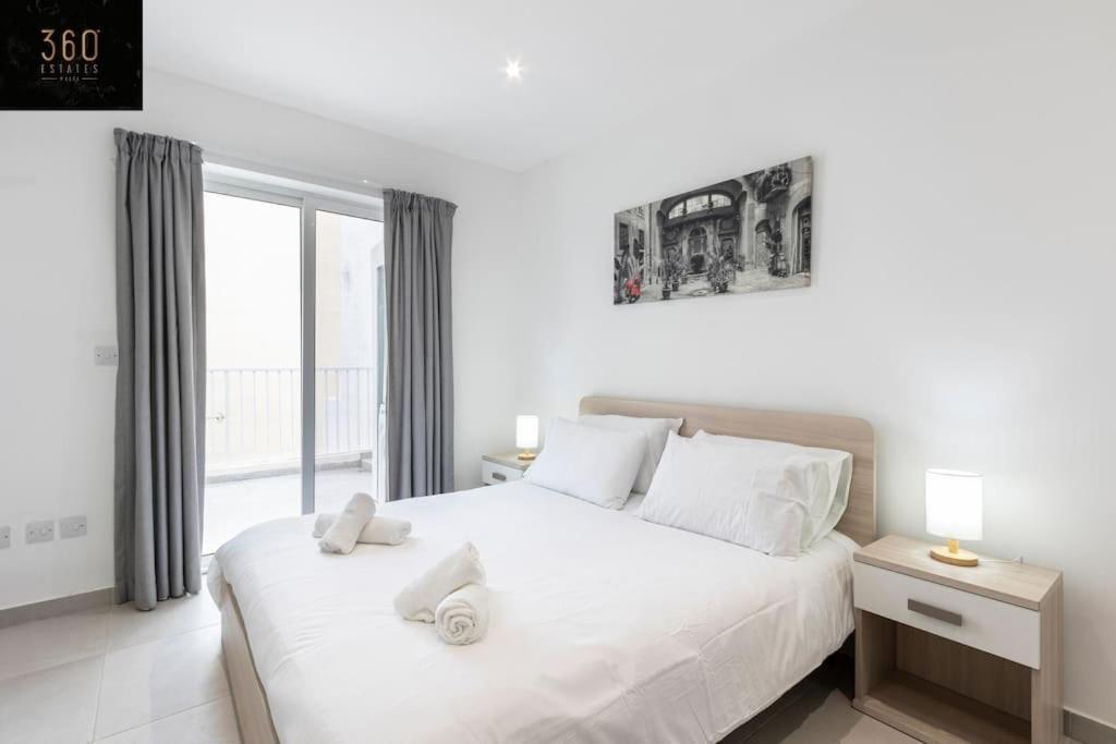 Spacious, Beautiful Central Penthouse With Bbq By 360 Estates Pietà Eksteriør bilde