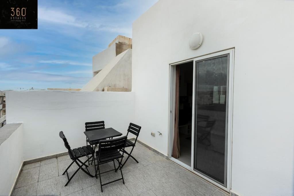 Spacious, Beautiful Central Penthouse With Bbq By 360 Estates Pietà Eksteriør bilde